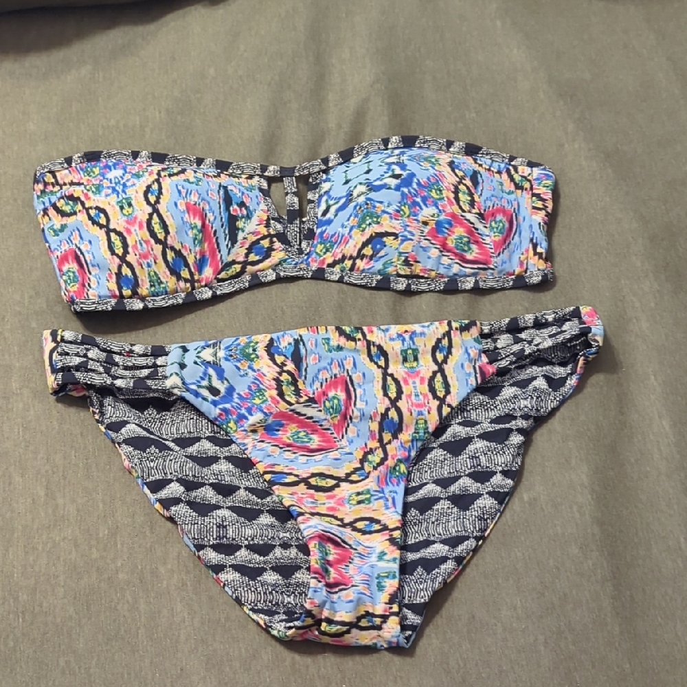 Red Carter Multicolor Abstract Bikini Set